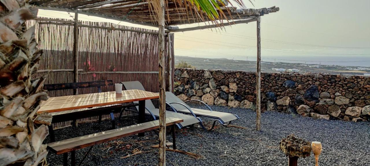 Ferienwohnung Neu! Gemütliche Holzjurte La Asomada Lanzarote Tías Exterior foto